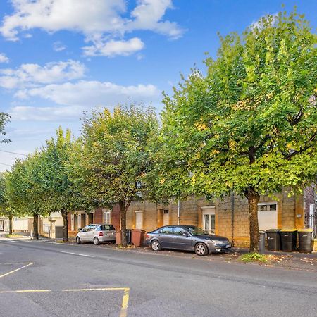 Budget Appart Avec Parking Au Centre-Ville Шарлевіль-Мезьєр Екстер'єр фото